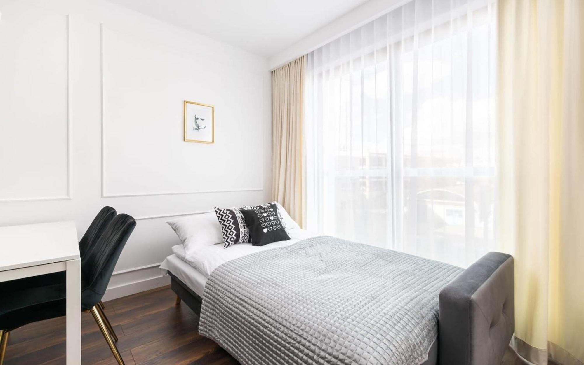Apartament Elegant Next To The Metro Station By Rent Like